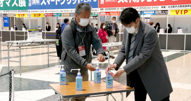 ⑧Hand sanitizer at all entrances